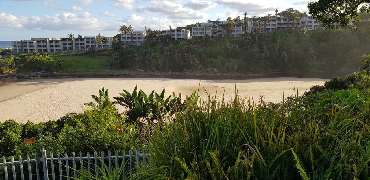 Aride 4 Awesome View Of Uvongo Main Swimming Beach From Communal Braai Area Margate Exterior photo